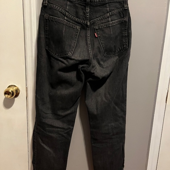 Levi’s straight leg jeans - Picture 2 of 4